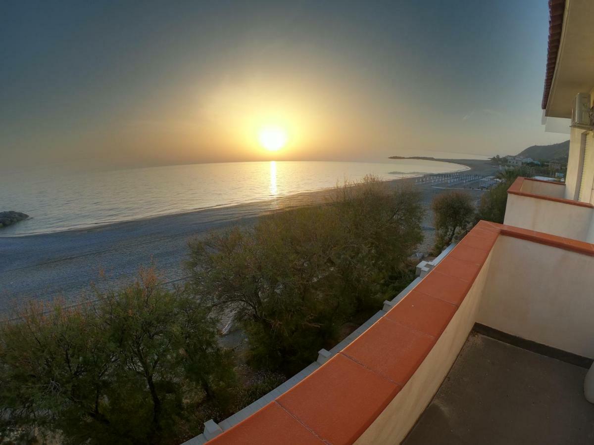 Rivamare Campora Casa Vacanze Campora San Giovanni Exteriör bild