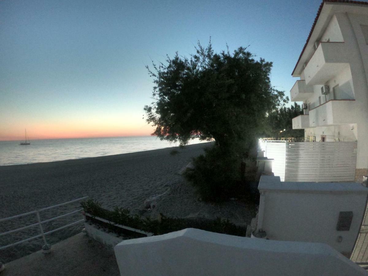 Rivamare Campora Casa Vacanze Campora San Giovanni Exteriör bild